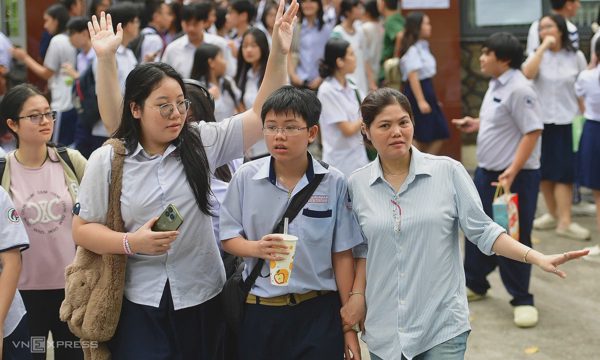 'Giằng co' giữa tiếng Anh và thi hai môn vào lớp 10