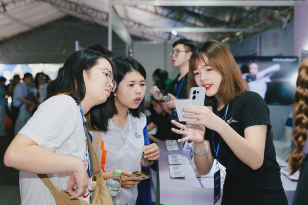 Giảng viên đại học ở TPHCM được “sáng ở doanh nghiệp, chiều về giảng đường”