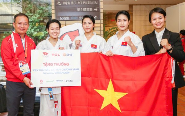 Giành HCV Asiad, 3 cô gái karate Việt Nam nhận thưởng gần 1,2 tỉ đồng