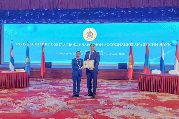 Giáo sư, Tiến sĩ Trần Hồng Thái được bầu làm Viện sĩ Liên hiệp các Viện Hàn lâm Khoa học thế giới