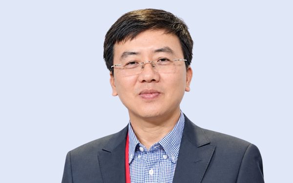 Giao thông công cộng phục vụ 14 triệu dân TP.HCM: Khách tăng, xe buýt càng ngày càng đẹp