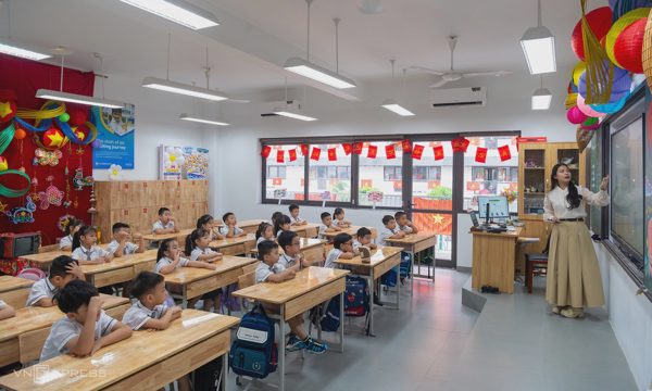 Giáo viên có thể làm việc 8 giờ mỗi ngày ở trường