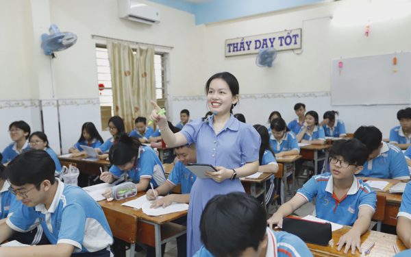 Giáo viên mới vào trường công lập không còn phải tập sự 9-12 tháng, được xếp lương ngay