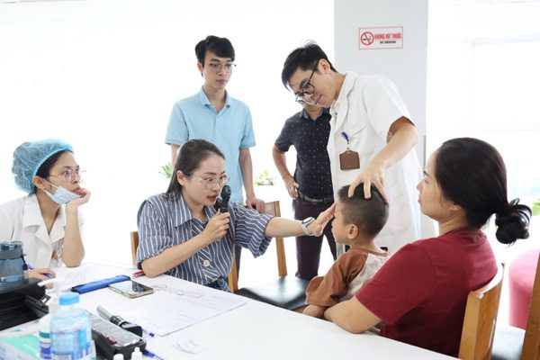 Gieo mầm hy vọng cho trẻ em khuyết tật có hoàn cảnh khó khăn
