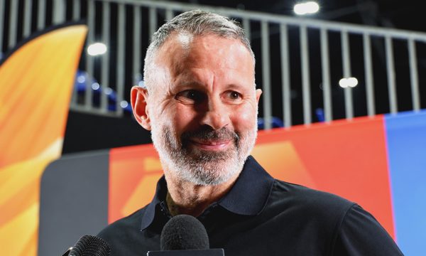 Giggs cảnh báo Đông Nam Á vấn đề nhập tịch cầu thủ
