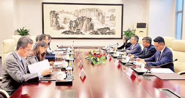 Gìn giữ truyền thống hữu nghị giữa Việt Nam và Trung Quốc