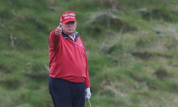 Giới bác sĩ cảnh báo nguy cơ từ cân nặng của ông Trump