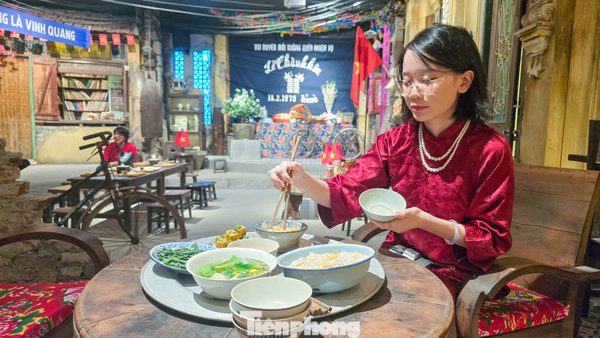 Giới trẻ ‘chạm' vào ký ức Hà Nội thời bao cấp