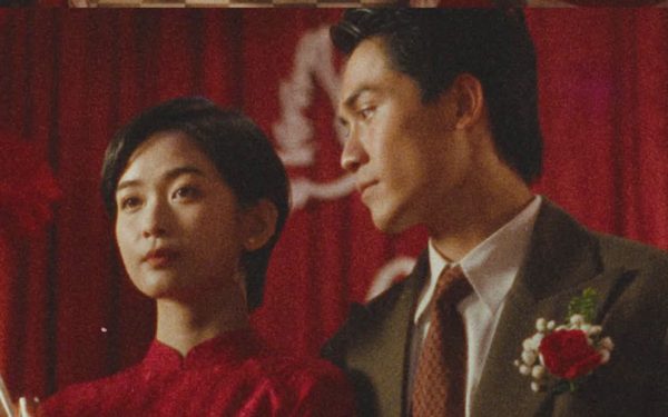 Giới trẻ kể chuyện tình yêu trên TikTok với ca khúc 'Gói con tim làm quà'