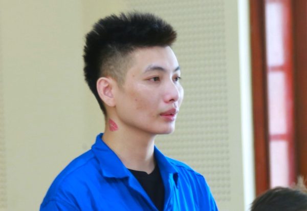 Giọt nước mắt muộn màng sau phút cuồng nộ trong bệnh viện