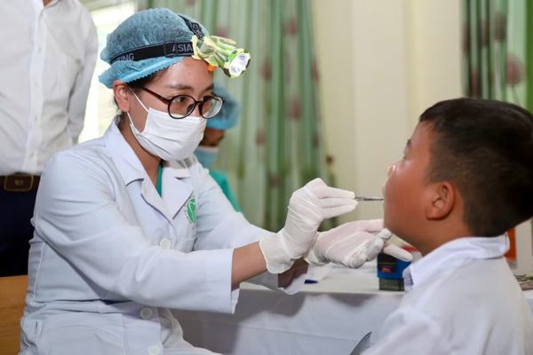 Giữ bác sĩ giỏi gắn bó vùng khó khăn: Chỉ tình yêu nghề là chưa đủ?