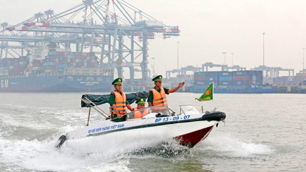 Giữ vững an ninh, an toàn cửa ngõ cảng biển Thành phố Hồ Chí Minh