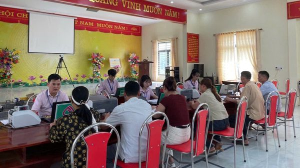 Giữ vững mạch chảy tín dụng chính sách trên vùng đất Lục Yên