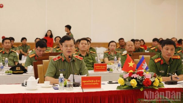 Giữ vững thế trận an ninh, củng cố tuyến biên giới hòa bình, hữu nghị, hợp tác
