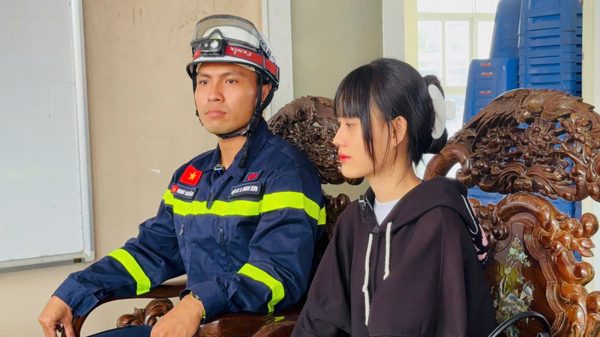 Giữa đám cháy kinh hoàng ở TPHCM: 'Đừng sợ, có chúng tôi đây rồi!'
