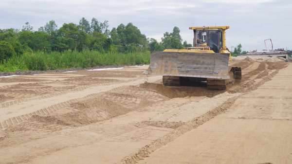 Gỡ điểm nghẽn vật liệu, đẩy nhanh tiến độ các công trình trọng điểm