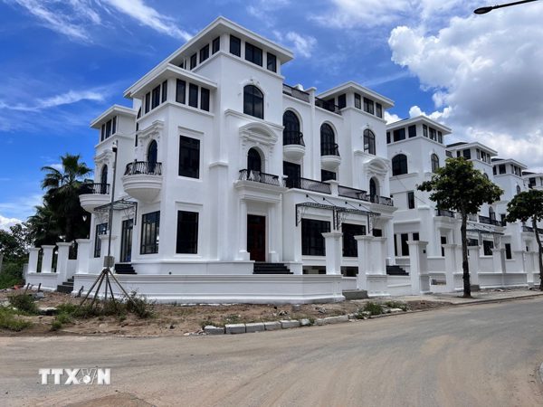 Gỡ nút thắt 5% giá trị còn lại của hợp đồng khi mua nhà hình thành ở tương lai