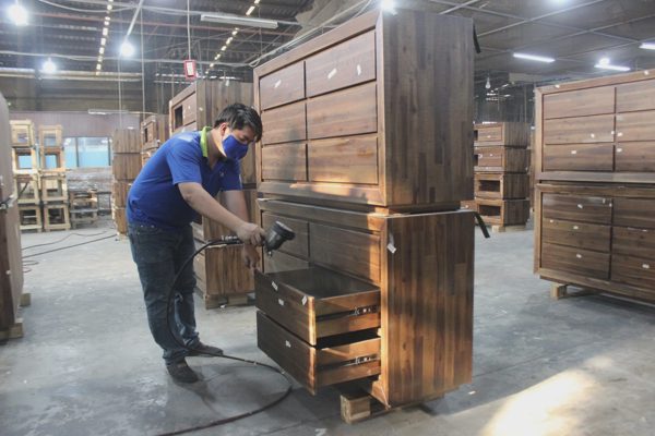 Gỗ Việt tìm khách hàng mới, mở rộng thị trường xuất khẩu