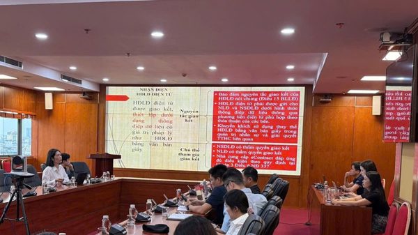 Gỡ vướng hợp đồng lao động điện tử