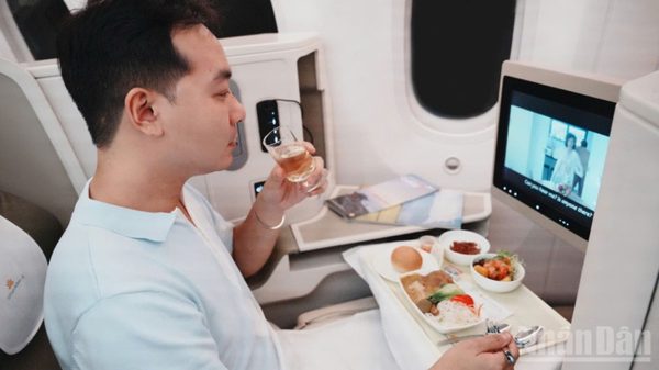 “Gói” tinh hoa ẩm thực mùa thu Hà Nội trên những chuyến bay