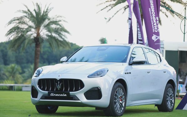 Golfer nhận xe sang gần 4 tỉ đồng sau một cú đánh