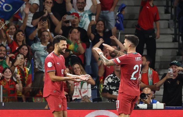 Goncalo Ramos đưa Bồ Đào Nha vào tứ kết UEFA Nations League