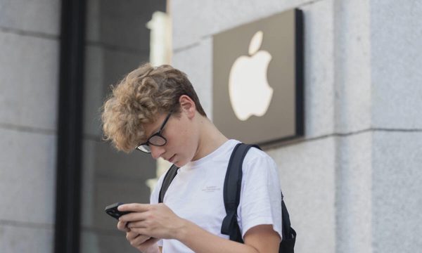 Google và Apple tuyển nhân sự crypto
