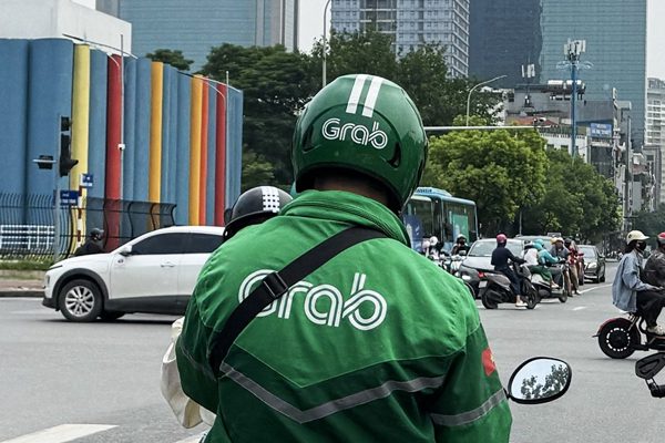 Grab nói thẳng về quyền tắt mở ứng dụng của tài xế trước làn sóng đòi tắt app