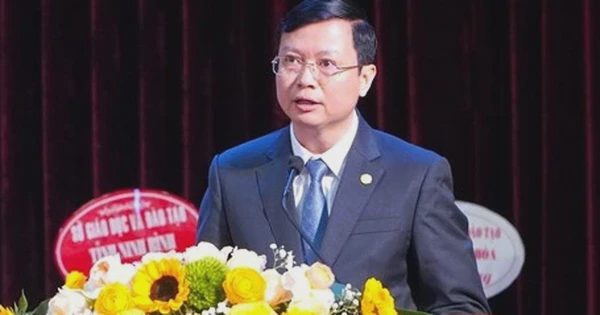 Hà Nội giảm gần 1.200 trường học sau sắp xếp, tiến tới xét tuyển lớp 10