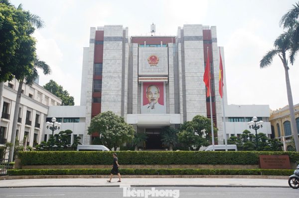 Hà Nội báo cáo về quy định dạy thêm, học thêm trái luật