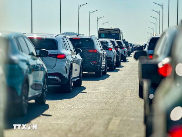 Hà Nội cảnh báo nguy cơ ùn tắc dây chuyền trên Vành đai 3 trên cao