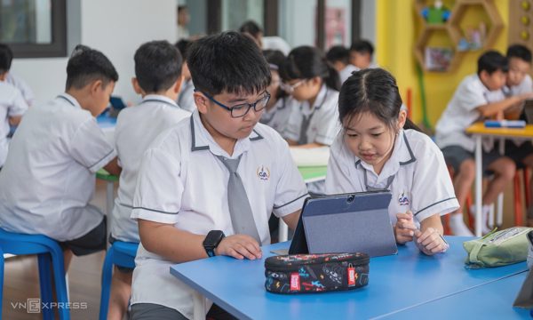 Hà Nội cho thu tiền học bổ trợ cao nhất 15.000 đồng một tiết