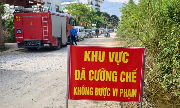 Hà Nội: Cưỡng chế phá dỡ loạt công trình vi phạm rừng phòng hộ Sóc Sơn