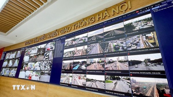 Hà Nội gỡ “điểm nghẽn” giao thông từ trung tâm điều hành