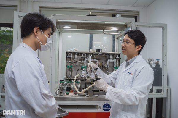Hà Nội hỗ trợ 100 người học tiến sĩ giải 30 bài toán lớn của Thủ đô