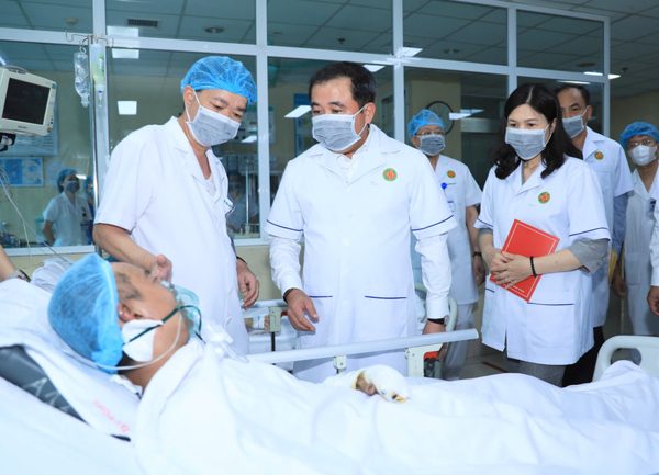 Hà Nội hỗ trợ 382 triệu đồng cho các nạn nhân trong vụ cháy khiến 5 người tử vong
