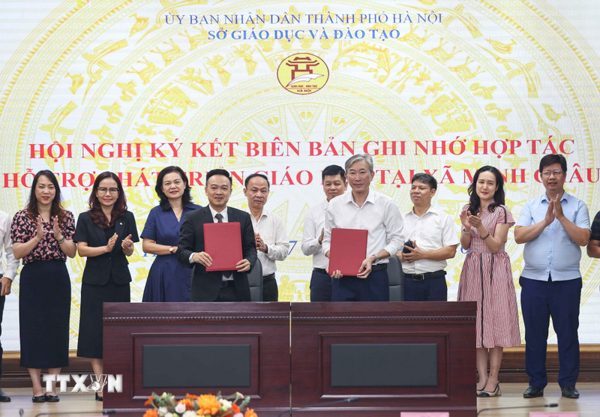 Hà Nội: Kết nối các nguồn lực hỗ trợ phát triển giáo dục xã đảo Minh Châu