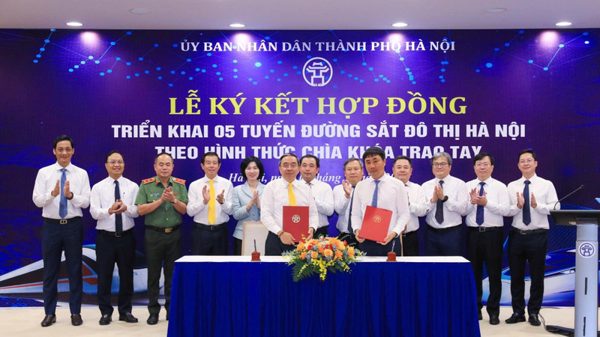 Hà Nội ký kết hợp đồng thực hiện 5 tuyến đường sắt đô thị theo hình thức chìa khóa trao tay
