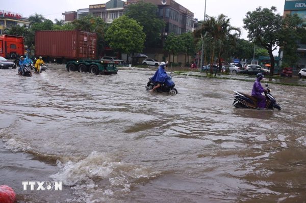 Hà Nội làm rõ nguyên nhân và giải pháp xử lý úng ngập tại đường Tố Hữu