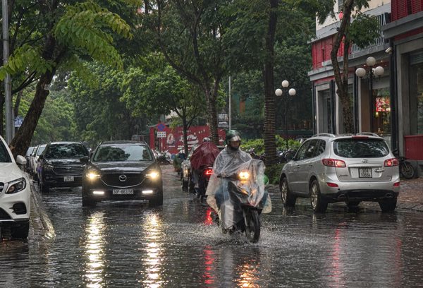 Hà Nội mưa to nhất miền Bắc
