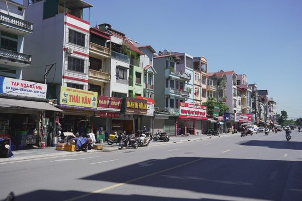 Hà Nội: Người dân băn khoăn phố sau cải tạo không còn cây xanh