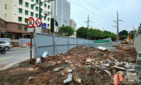 Hà Nội phân luồng giao thông trên đường 131 phục vụ sửa chữa hệ thống thoát nước