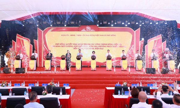 Hà Nội: Phù Đổng khởi công 19 dự án với tổng mức đầu tư khoảng 3.087 tỷ đồng