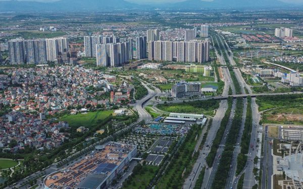Hà Nội rào chắn một đoạn Đại lộ Thăng Long để sửa chữa trong 45 ngày, các xe di chuyển ra sao?