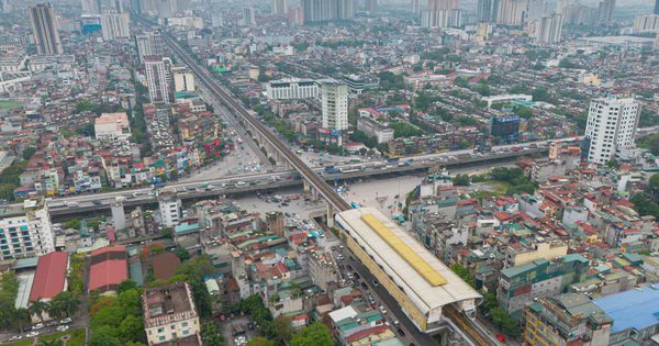 Hà Nội sở hữu siêu nút giao 4 tầng đầu tiên thiết kế hiện đại, kết hợp đường sắt đô thị, vành đai trên cao xung quanh có hàng loạt khu đô thị và trường học