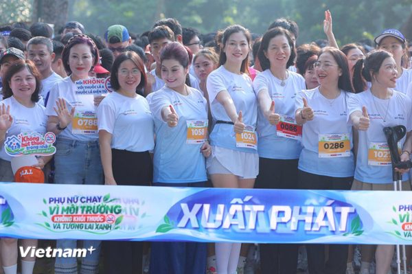 Hà Nội: Sôi động giải chạy vì một cộng đồng không khói thuốc và tương lai xanh
