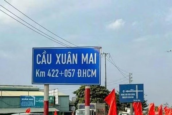 Hà Nội tạm cấm ô tô qua cầu Xuân Mai