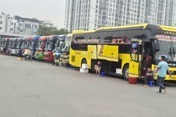 Hà Nội tạm dừng nhận tuyến xe khách mới tại Giáp Bát, Nước Ngầm