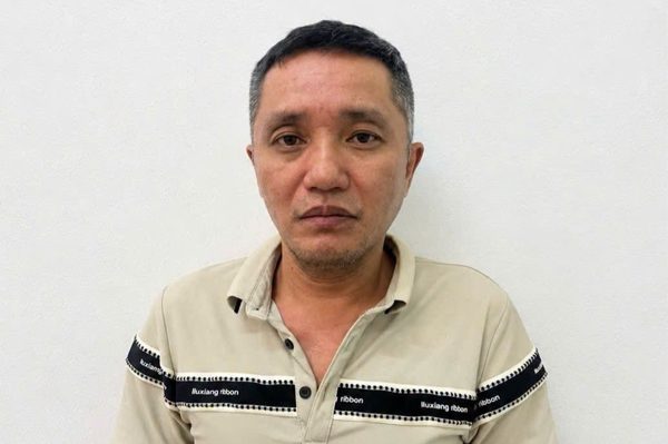 Hà Nội: Tạm giữ hình sự đối tượng đập phá kính xe ô tô trên đường Giải Phóng