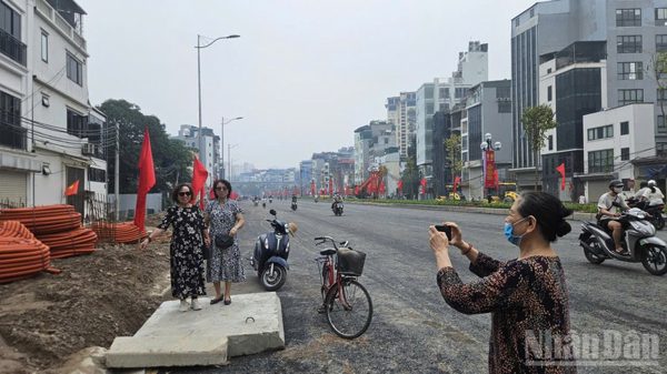Hà Nội tăng tốc phát triển hạ tầng, khơi thông những điểm nghẽn đô thị